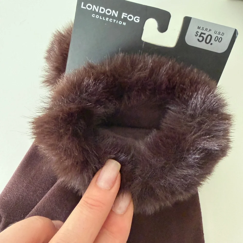 NWT London Fog Women’s Faux Fur Gloves Brown - Picture 3 of 4